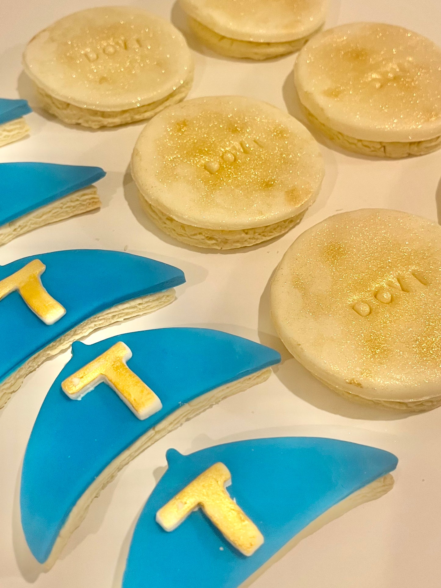 CUSTOM COOKIES