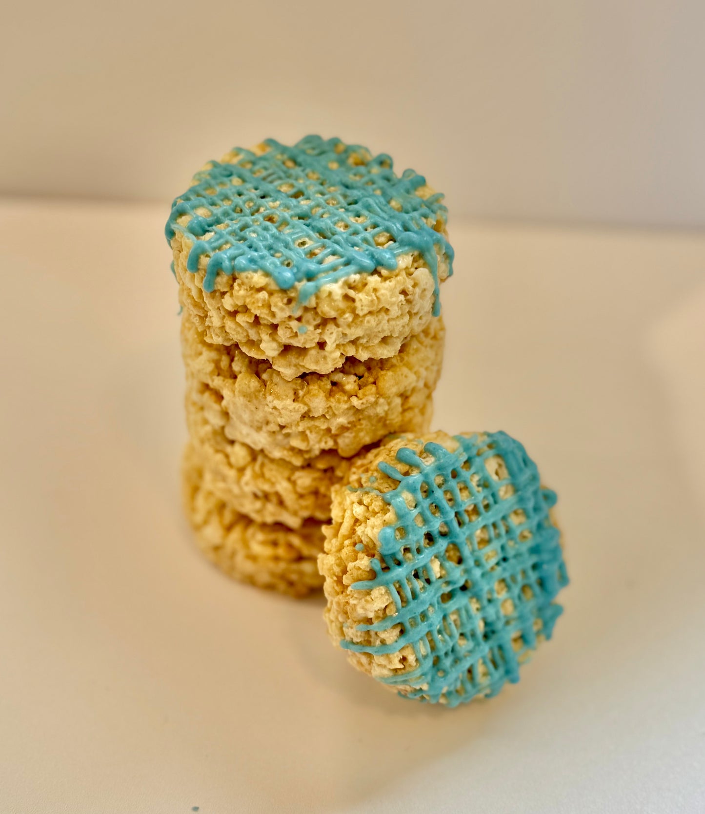 RICE KRISPY TREATS - CHOCOLATE DRIZZLE