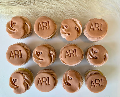 CUSTOM PETIT CUPCAKES