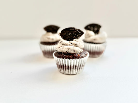 PETIT COOKIES N CREAM CUPCAKE
