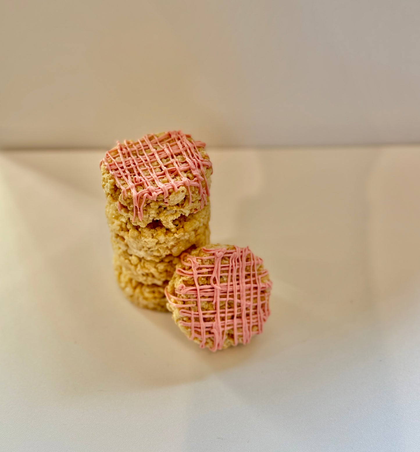 RICE KRISPY TREATS - CHOCOLATE DRIZZLE