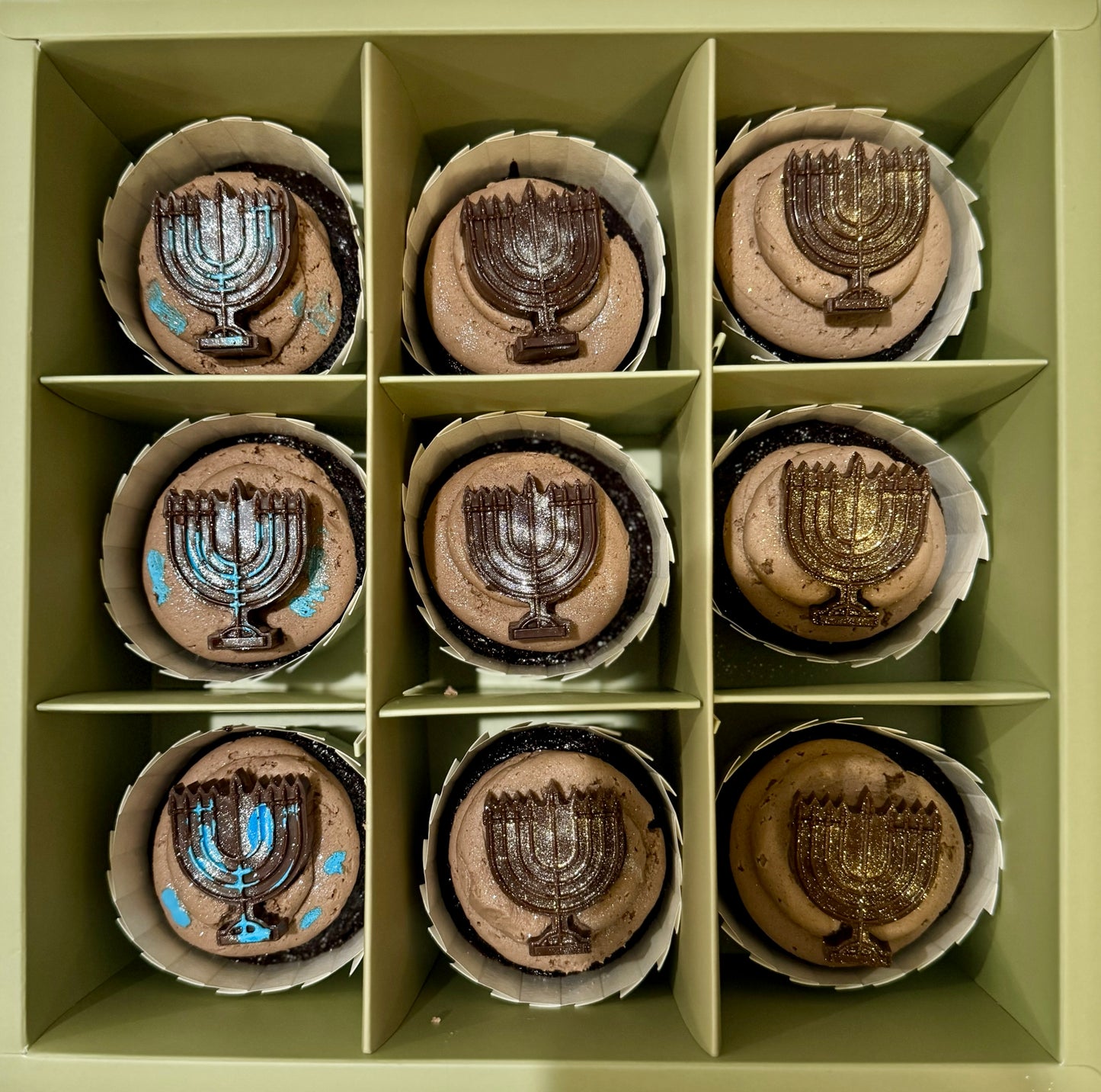 CHANUKAH CUPCAKES