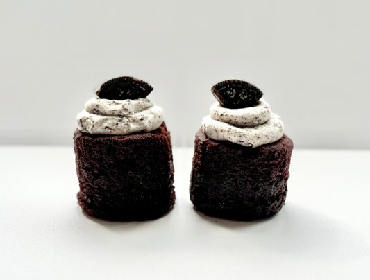 COOKIES N CREAM CUPCAKE