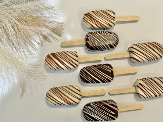 CAKE POPS