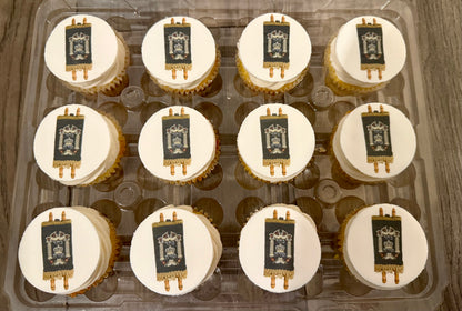 CUSTOM CUPCAKES