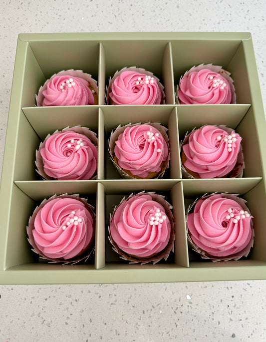 CLASSIC CUPCAKES